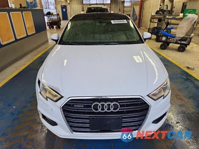 Piąte zdjęcie samochodu w środku: 2017 AUDI A3 PREMIUM VIN:WAUB8GFF0H1030611 - miniatura