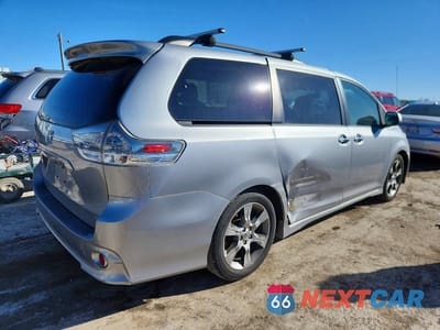 Trzecie zdjęcie samochodu z tyłu: 2013 TOYOTA SIENNA SE 8-PASSENGER VIN:5TDXK3DC7DS333071 - miniatura