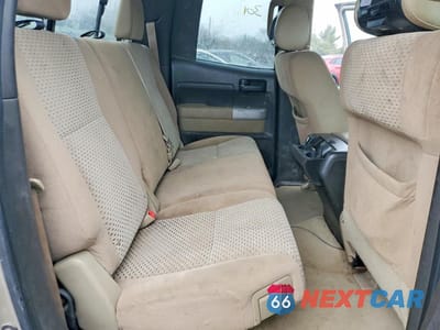 Zdjęcie 10 z 12 samochodu: 2007 TOYOTA TUNDRA SR5 VIN:5TFBT54187X005951 - miniatura