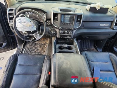 Zdjęcie 8 z 12 samochodu: 2020 RAM 1500 BIG HORN VIN:1C6SRFFTXLN242425 - miniatura