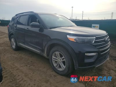Czwarte zdjęcie samochodu z boku: 2023 FORD EXPLORER XLT VIN:1FMSK8DH5PGB02425 - miniatura