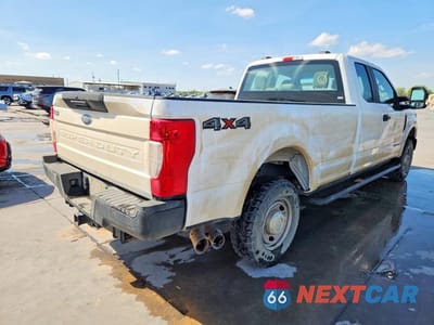 Trzecie zdjęcie samochodu z tyłu: 2021 FORD F250 XL 4WD 6.7L V8 TDSL EXT CAB VIN:1FT7X2BTXMEC68754 - miniatura
