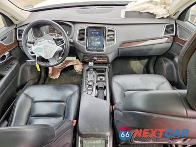 Zdjęcie 8 z 12 samochodu: 2019 VOLVO XC90 T5 MOMENTUM VIN:YV4102PK2K1475988 - miniatura