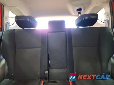 Zdjęcie 10 z 14 samochodu: 2016 TOYOTA RAV4 XLE VIN:2T3RFREV9GW505376 - miniatura