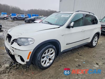2013 BMW X5 XDRIVE35I 5UXZV4C53D0B15531 - główne zdjęcie licytacji z USA - miniatura