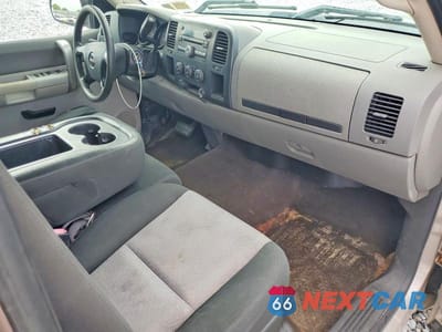 Zdjęcie 8 z 12 samochodu: 2008 GMC SIERRA C1500 VIN:1GTEC19X48Z297087 - miniatura