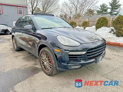 2015 PORSCHE CAYENNE TURBO WP1AC2A20FLA80560 - główne zdjęcie licytacji z USA - miniatura