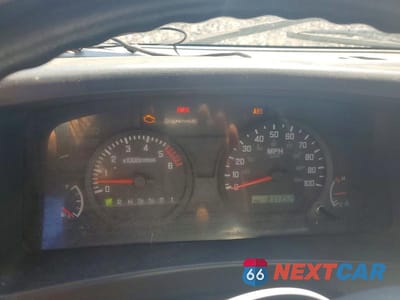 Zdjęcie 9 z 13 samochodu: 2015 ISUZU NPR HD VIN:54DC4W1B4FS802340 - miniatura