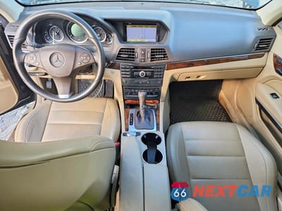 Zdjęcie 8 z 11 samochodu: 2010 MERCEDES-BENZ E 350 VIN:WDDKJ5GB5AF005791 - miniatura