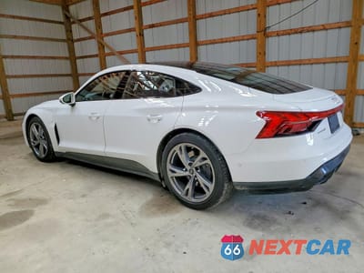 Drugie zdjęcie samochodu z przodu: 2022 AUDI E-TRON GT PRESTIGE VIN:WAUDJBFW9N7003898 - miniatura