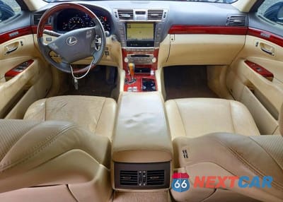 Zdjęcie 8 z 11 samochodu: 2010 LEXUS LS 460 BASE VIN:JTHCL5EF2A5005914 - miniatura