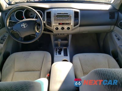 Zdjęcie 8 z 12 samochodu: 2010 TOYOTA TACOMA V6 VIN:3TMMU4FN8AM020804 - miniatura