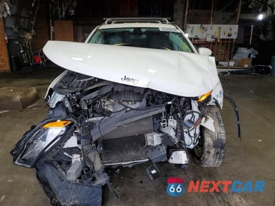 Piąte zdjęcie samochodu w środku: 2019 JEEP COMPASS LATITUDE VIN:3C4NJDBB2KT593455 - miniatura