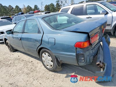 Drugie zdjęcie samochodu z przodu: 2001 TOYOTA CAMRY LE V6 VIN:4T1BF22KX1U970722 - miniatura