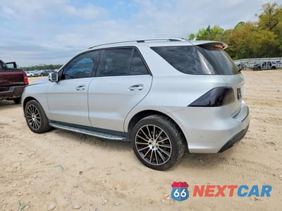 Drugie zdjęcie samochodu z przodu: 2016 MERCEDES-BENZ GLE 350 4MATIC VIN:4JGDA5HB2GA723544 - miniatura