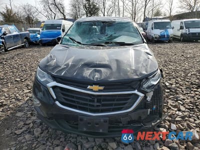 Piąte zdjęcie samochodu w środku: 2020 CHEVROLET EQUINOX LS VIN:2GNAXHEV1L6157414 - miniatura