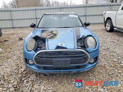 Piąte zdjęcie samochodu w środku: 2017 MINI COOPER CLUBMAN ALL4 VIN:WMWLU1C51H2F27348 - miniatura