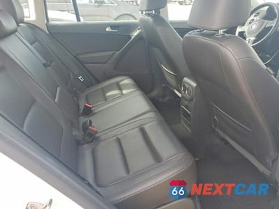 Zdjęcie 11 z 13 samochodu: 2017 VOLKSWAGEN TIGUAN S VIN:WVGBV7AX7HK041817 - miniatura