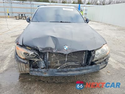 Piąte zdjęcie samochodu w środku: 2006 BMW 330 I VIN:WBAVB33516KS37406 - miniatura