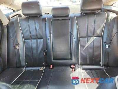 Zdjęcie 10 z 13 samochodu: 2011 JAGUAR XJL VIN:SAJWA2GB7BLV03182 - miniatura