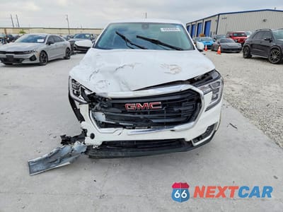 Piąte zdjęcie samochodu w środku: 2024 GMC TERRAIN SLE VIN:3GKALTEG2RL349457 - miniatura