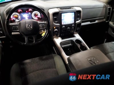 Zdjęcie 8 z 12 samochodu: 2018 RAM 1500 SLT VIN:1C6RR7LMXJS354528 - miniatura