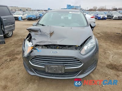 Piąte zdjęcie samochodu w środku: 2019 FORD FIESTA SE VIN:3FADP4EJ3KM112206 - miniatura