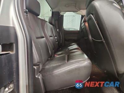 Zdjęcie 10 z 11 samochodu: 2010 CHEVROLET SILVERADO K1500 LTZ VIN:1GCSKTE3XAZ125625 - miniatura