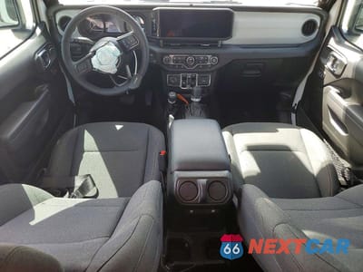 Zdjęcie 8 z 13 samochodu: 2025 JEEP WRANGLER SPORT VIN:1C4PJXDG4SW608146 - miniatura