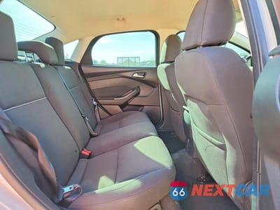 Zdjęcie 10 z 12 samochodu: 2012 FORD FOCUS SEL VIN:1FAHP3H2XCL393469 - miniatura