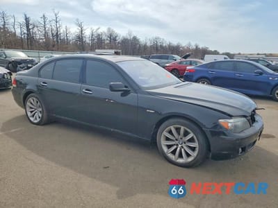 Czwarte zdjęcie samochodu z boku: 2007 BMW 750 VIN:WBAHN83517DT70464 - miniatura