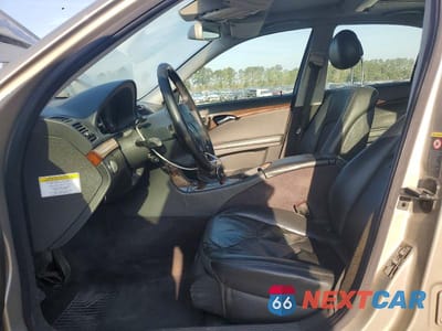 Zdjęcie 7 z 12 samochodu: 2005 MERCEDES-BENZ E 320 VIN:WDBUF65J85A614864 - miniatura