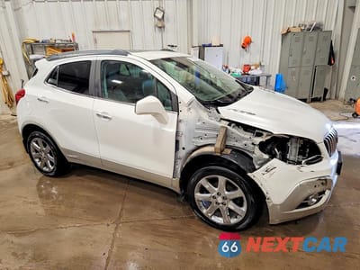 Czwarte zdjęcie samochodu z boku: 2013 BUICK ENCORE PREMIUM VIN:KL4CJHSB1DB112561 - miniatura