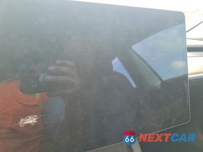 Zdjęcie 9 z 11 samochodu: 2021 TESLA MODEL 3 VIN:5YJ3E1EB4MF872851 - miniatura