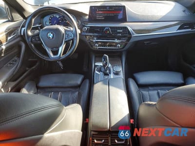 Zdjęcie 8 z 12 samochodu: 2018 BMW 530 XI VIN:WBAJA7C55JG908175 - miniatura