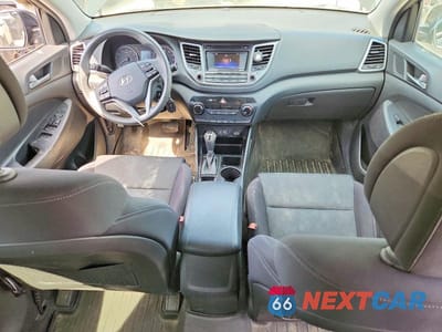 Zdjęcie 8 z 12 samochodu: 2016 HYUNDAI TUCSON ECO VIN:KM8J3CA22GU142779 - miniatura