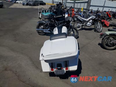 Czwarte zdjęcie samochodu z boku: 2025 HARLEY-DAVIDSON FLTRX VIN:1HD1KH724SB646023 - miniatura