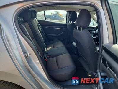 Zdjęcie 10 z 12 samochodu: 2021 MAZDA 3 VIN:3MZBPAA76MM203786 - miniatura