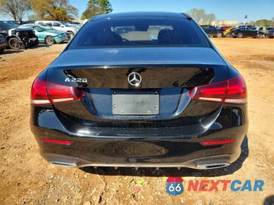 Zdjęcie 6 z 13 samochodu: 2019 MERCEDES-BENZ A 220 VIN:WDD3G4EB7KW013800 - miniatura