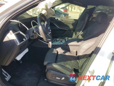 Zdjęcie 7 z 13 samochodu: 2027 BMW X5 VIN:5UX23EU05R9W19126 - miniatura
