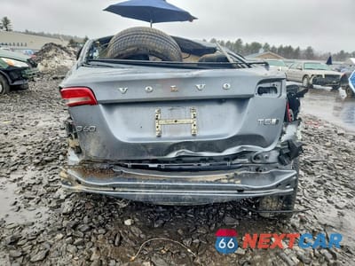 Zdjęcie 6 z 12 samochodu: 2018 VOLVO S60 INSCRIPTION VIN:LYV402TK1JB171399 - miniatura