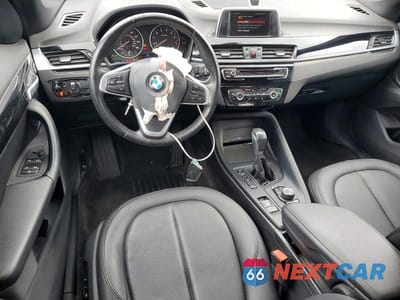 Zdjęcie 8 z 13 samochodu: 2018 BMW X1 SDRIVE28I VIN:WBXHU7C37J5L05119 - miniatura