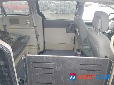 Zdjęcie 11 z 13 samochodu: 2010 DODGE GRAND CARAVAN SXT VIN:2D4RN5D16AR420252 - miniatura