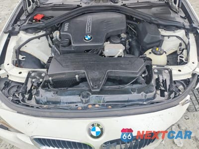 Zdjęcie 11 z 12 samochodu: 2016 BMW 320 XI VIN:WBA8E5G53GNU19747 - miniatura
