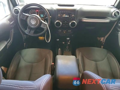 Zdjęcie 8 z 14 samochodu: 2017 JEEP WRANGLER UNLIMITED SAHARA VIN:1C4BJWEG5HL733833 - miniatura
