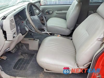 Zdjęcie 7 z 13 samochodu: 1997 CHEVROLET TAHOE K1500 VIN:3GNEK18R8VG167757 - miniatura
