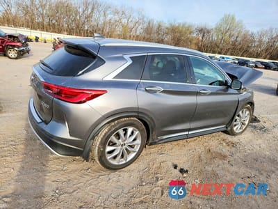 Trzecie zdjęcie samochodu z tyłu: 2019 INFINITI QX50 ESSENTIAL VIN:3PCAJ5M13KF147371 - miniatura