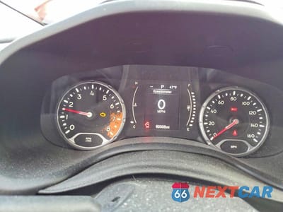 Zdjęcie 9 z 13 samochodu: 2015 JEEP RENEGADE LATITUDE VIN:ZACCJABT5FPB35744 - miniatura