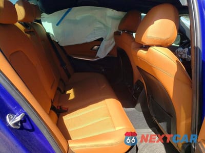 Zdjęcie 10 z 12 samochodu: 2023 BMW 330I VIN:3MW69FF09P8D71715 - miniatura