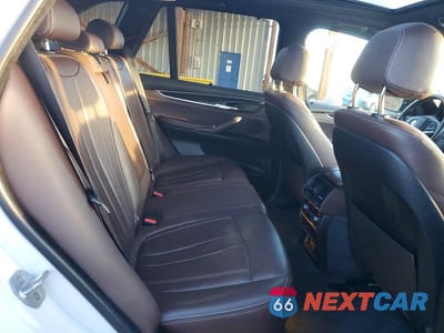 Zdjęcie 11 z 13 samochodu: 2018 BMW X5 XDR40E VIN:5UXKT0C58J0V99267 - miniatura